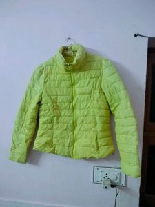 Stylish Yellow Puffer Jacket