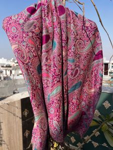 Paisley premium stole