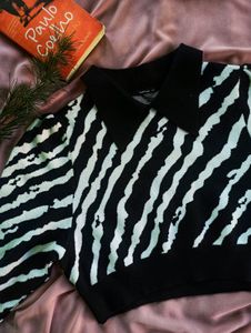 Classic Black & White Crop Top