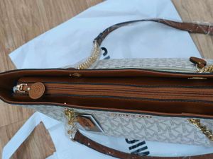 Michael Kors Tote Bag chain ⛓️
