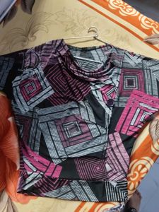 Patterned Women's Top