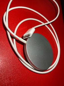 Apple MagSafe Charger (for iPhone, AirPods Pro, Ai