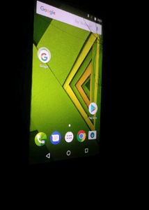 Cracked Motorola Phone - For Parts