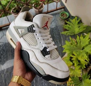 NIKE JORDAN RETRO 4 &lt;&gt;
