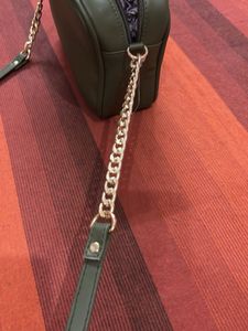 Chic Green Crossbody Bag