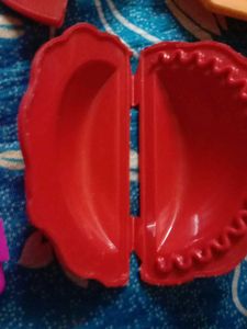 4. Kolutattai Moulding