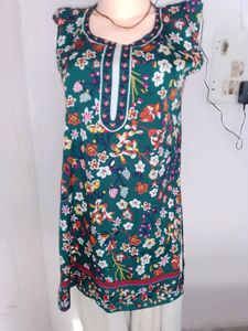 Combo Of A Dupatta And Kurti