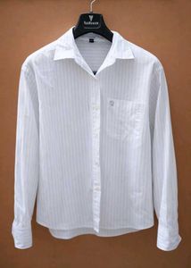 H&amp;M DiVIDED Classic Shirt! Grey Stripped