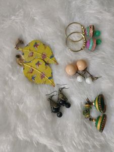 Set Of 5 Earrings
