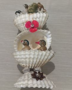 Showcase Furniture- Birds In Nests