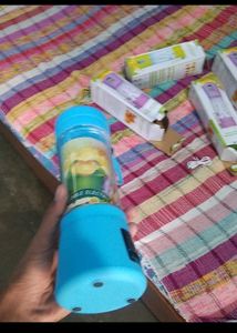 PORTABLE BLENDER JUICER BOTTLE