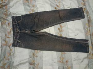 Jeans-Shirt Set For Girls 6 To 8 Years