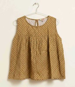 Vintage-Inspired Set