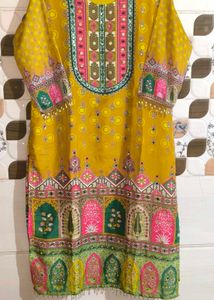 Digital Printed Masleen Cotton Suit.
