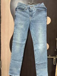 Levi's Light Wash Denim Jeans