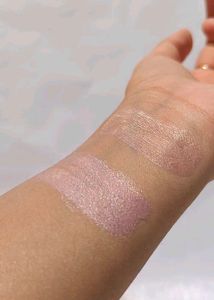 Insights Cosmetics - HALO GLOW ILLUMINATOR
