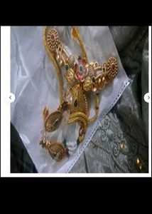 Jwellery Set With Two Earning No Coin New