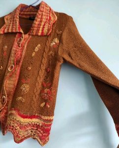 Woolen Cardigan (Female)