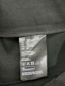 50% Discount On Women&#39;s Fitted H&amp;M Blazer