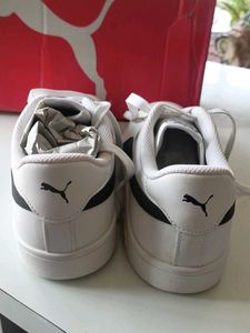 Puma Smash Sneakers -Unused Fresh Piece 100% OG