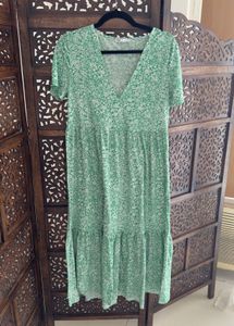 Zara Classy Floral MIDI Dress You Cannot Miss