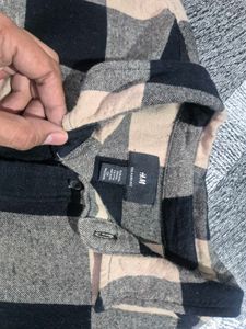 H&amp;M  Men&#39;s Plaid Flannel Shirt