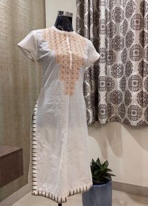 Embroidered Silk Blend Kurta