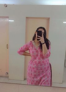 Pink Printed Cotton Kurti with Embroidered Neck XL