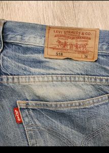 sc2479 Levi Strauss Distressed Jeans size 36