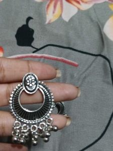 earings