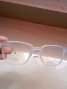 Men &amp; Women White Frame With Glass