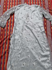 Chikankari Embroidered Kurta