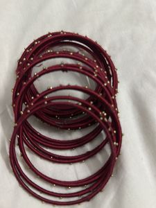 Women&#39;s bangles