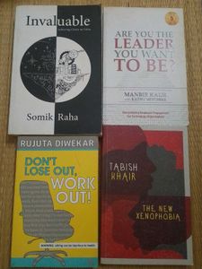 Best selling fiction self help motivational book