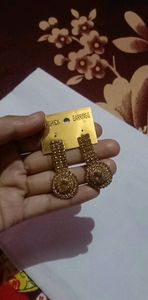 gold diamond earrings