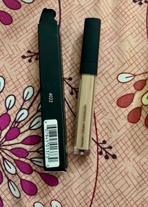 NARS Radiant Creamy Concealer
