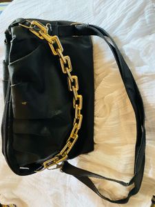 Black Chain Shoulder Bag