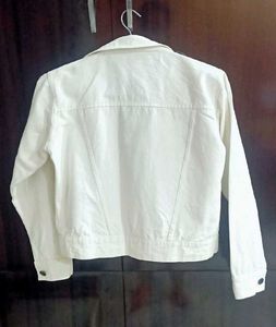 White cropped denim jacket
