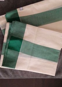 Kerala Kasavu Saree And Settu Mundu