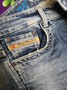 We Replay Jeans