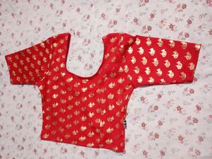 Saree With Blouse