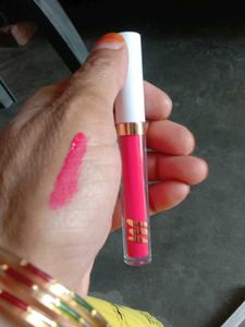 Only 3 Tymes Used MyGlamm LITLiquid Matte Lipstick