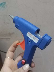 Glue Gun With Stic