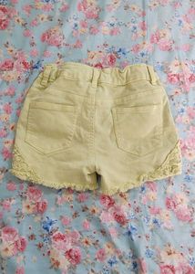 Yellow Solid Shorts (Size 5 to 6 Year)