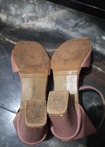 Sandal