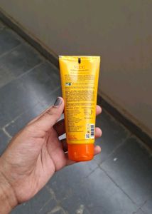 VLCC Sun Screen Gel Creme SPF 30