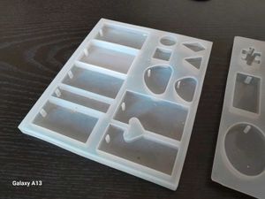 Resin Earrings And Keychains Moulds Silicone