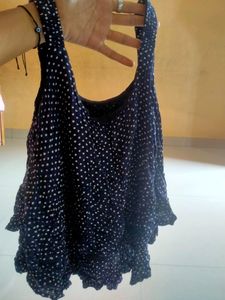 One Strip Crop Top
