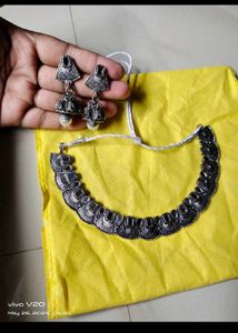 Silver Necklace &amp; Earring Set