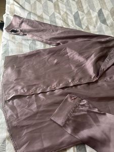 Women&#39;s Satin Button Down Top